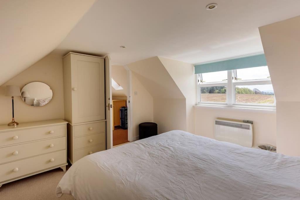 Blackhill Farm Cottage Perth Ngoại thất bức ảnh