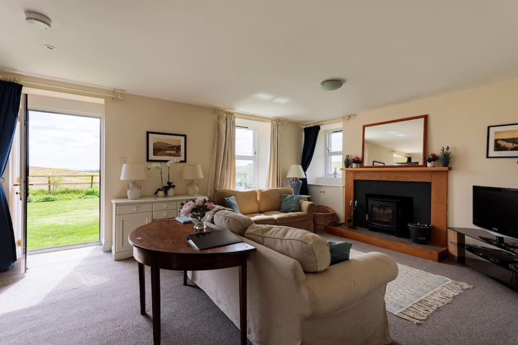 Blackhill Farm Cottage Perth Ngoại thất bức ảnh
